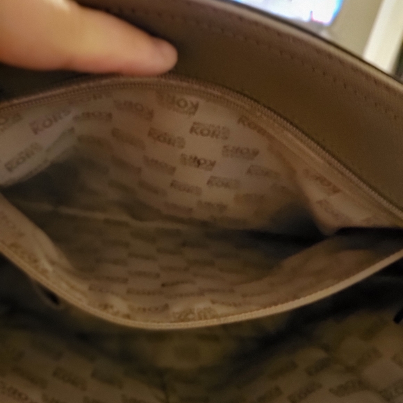 Michael Kors Used Tan Handbag - Picture 11 of 13